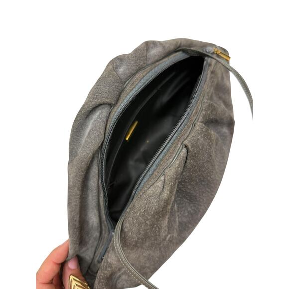 1960's MEYER USA gray suede leather triangle ruched purse - Picture 4 of 7